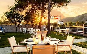 Kalogria Summer Retreats - Seimeio Strofilia, Sunny Vibes